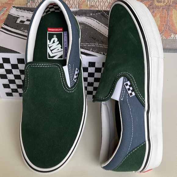 Vans WMNS Skate Slip-On
Mountain View
VN0A5FCABD6
Sneakers - Picture 5 of 16